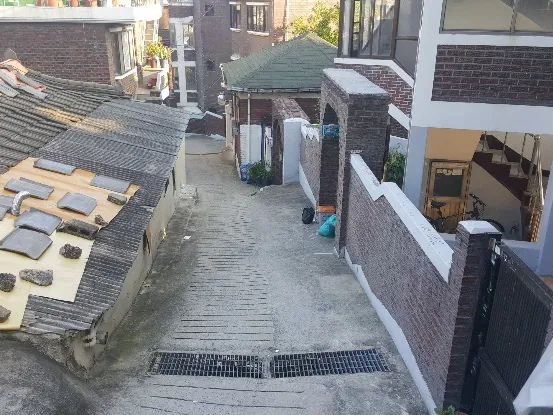 골목길 경사로 — 시공 전
